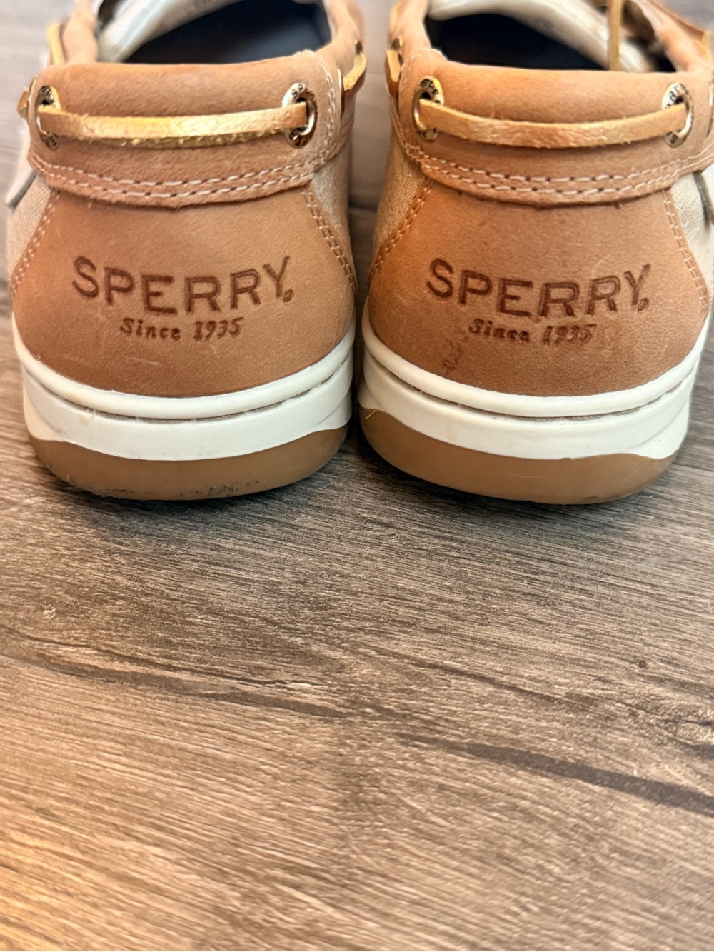 Sperry Tan and Light Beige w/ gold Leather-Canvas Boat Shoes size 9 - Picture 5 of 7